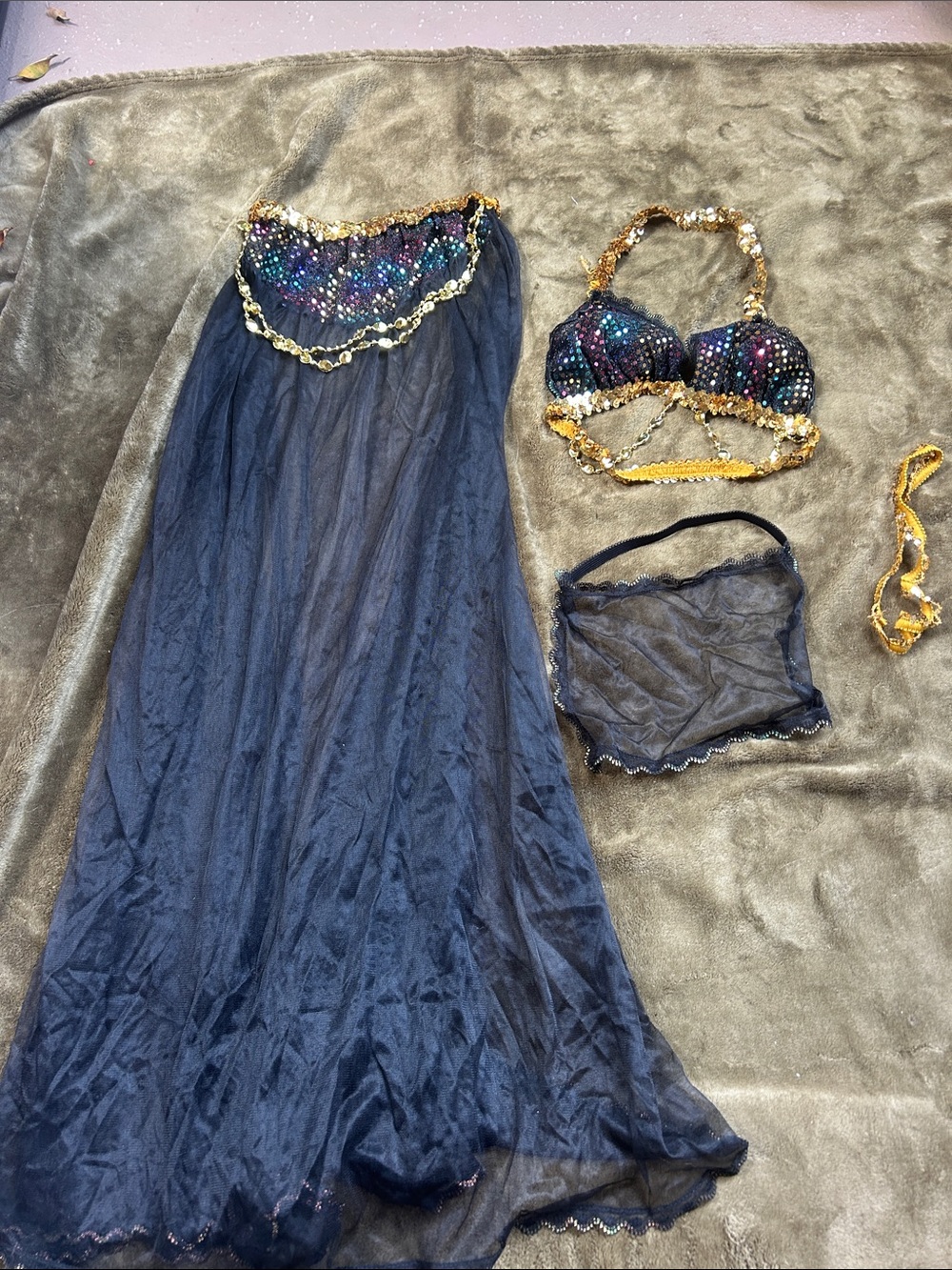 Vintage Fredericks of Hollywood Belly Dancer Costume Medium